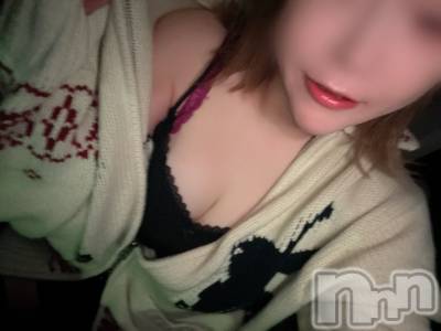 長岡デリヘル 長岡人妻市(ナガオカヒトヅマイチ) めい★プルプルの唇&ロリ顔(31)の10月15日写メブログ「すきです🙋‍♀️」