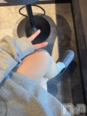 長岡デリヘル 長岡人妻市(ナガオカヒトヅマイチ) めい★プルプルの唇&ロリ顔(31)の12月22日写メブログ「わたしの気持ちより大事なものはない」