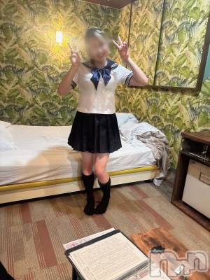 長岡デリヘル 長岡人妻市(ナガオカヒトヅマイチ) めい★プルプルの唇とロリ顔(31)の6月1日写メブログ「スカートながい？」