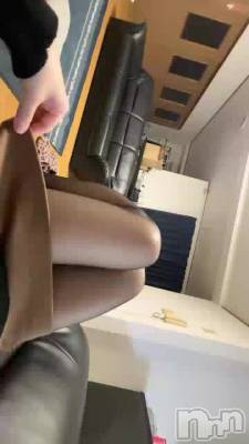 長岡デリヘル 長岡人妻市(ナガオカヒトヅマイチ) めい★プルプルの唇&ロリ顔(31)の12月4日動画「黒スト脚」