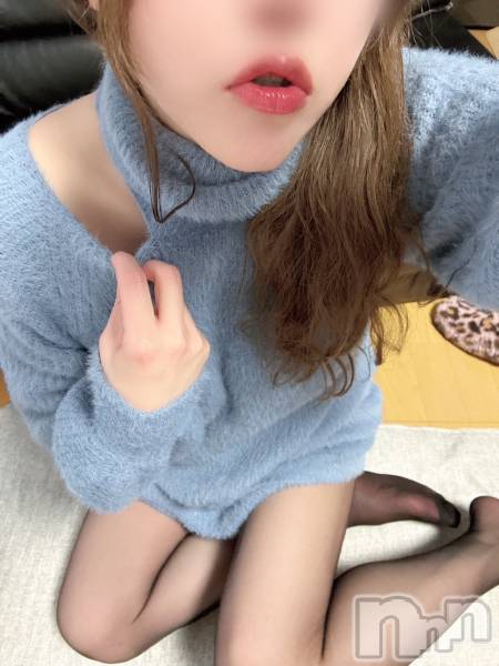 めい★プルプルの唇とロリ顔