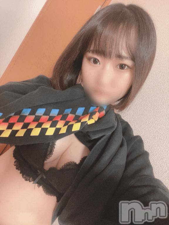 上越デリヘルわちゃわちゃ(ワチャワチャ) めろ☆爆発的！激カワロリ娘(19)の1月24日写メブログ「おNew♡♡」
