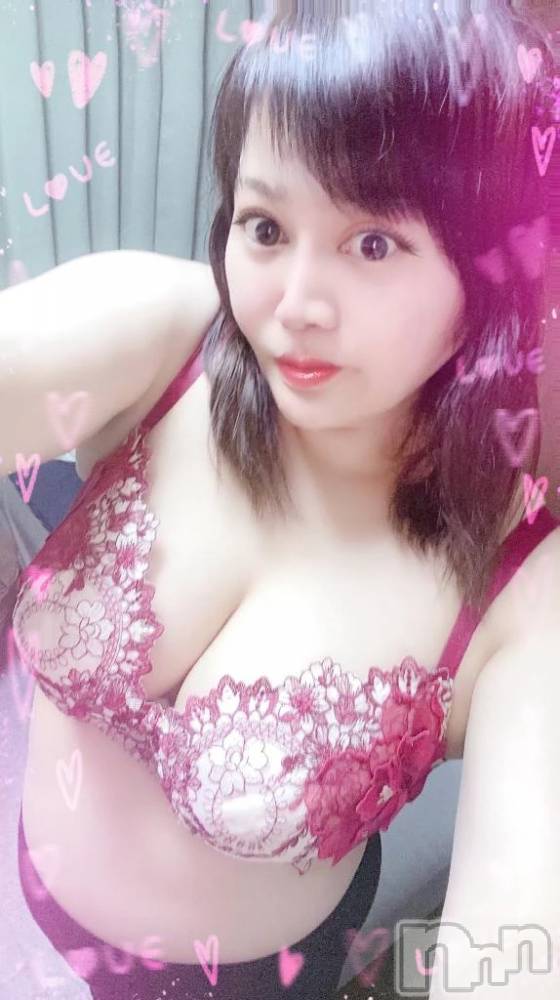 新潟デリヘル熟女の風俗 最終章(ジュクジョノフウゾクサイシュウショウ) せりな(43)の8月8日写メブログ「おち♡ぽ欲しくてエロ満タンに出勤しました😘💓」