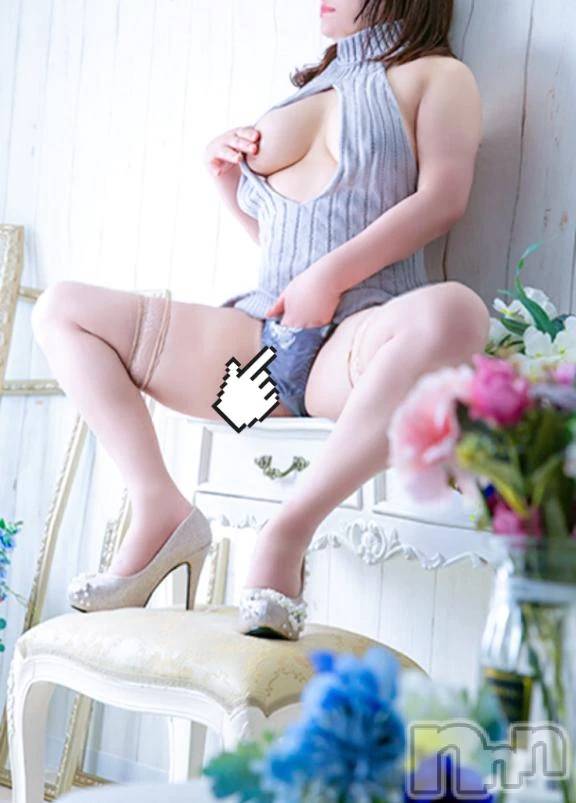 新潟デリヘル熟女の風俗 最終章(ジュクジョノフウゾクサイシュウショウ)せりな(43)の2025年12月15日写メブログ「せりなは、12時頃から空いています(^-^)」