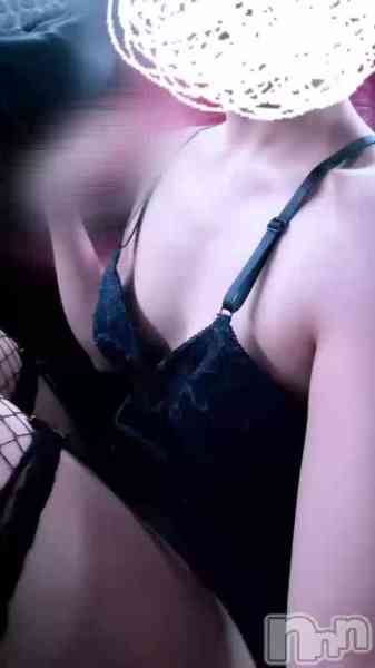 若宮ひびきの動画 お疲れ様でした🎍