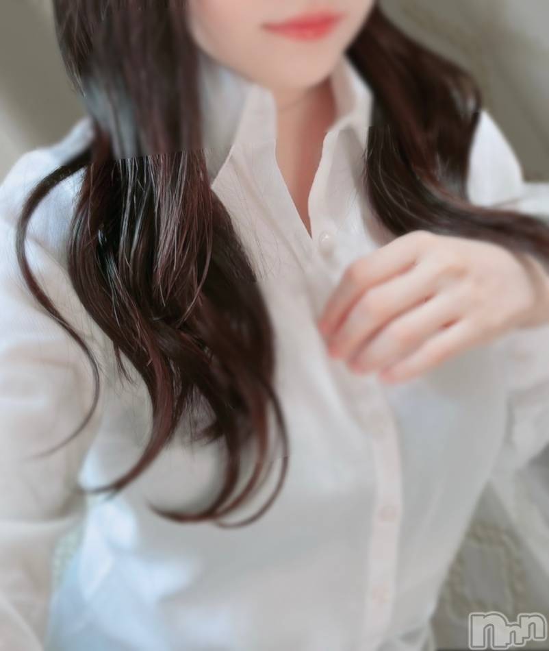 新潟メンズエステ(メンズスパカミノテ)の2023年11月24日お店速報「⭐︎出勤⭐︎出勤日じゃなくても予約の連絡⁉️大人気さなちゃん出勤😊」