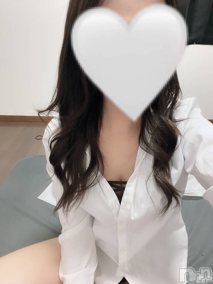 新潟メンズエステ(メンズスパカミノテ)の2024年1月5日お店速報「⭐︎1/5(金)のセラピストはこちら⭐︎」