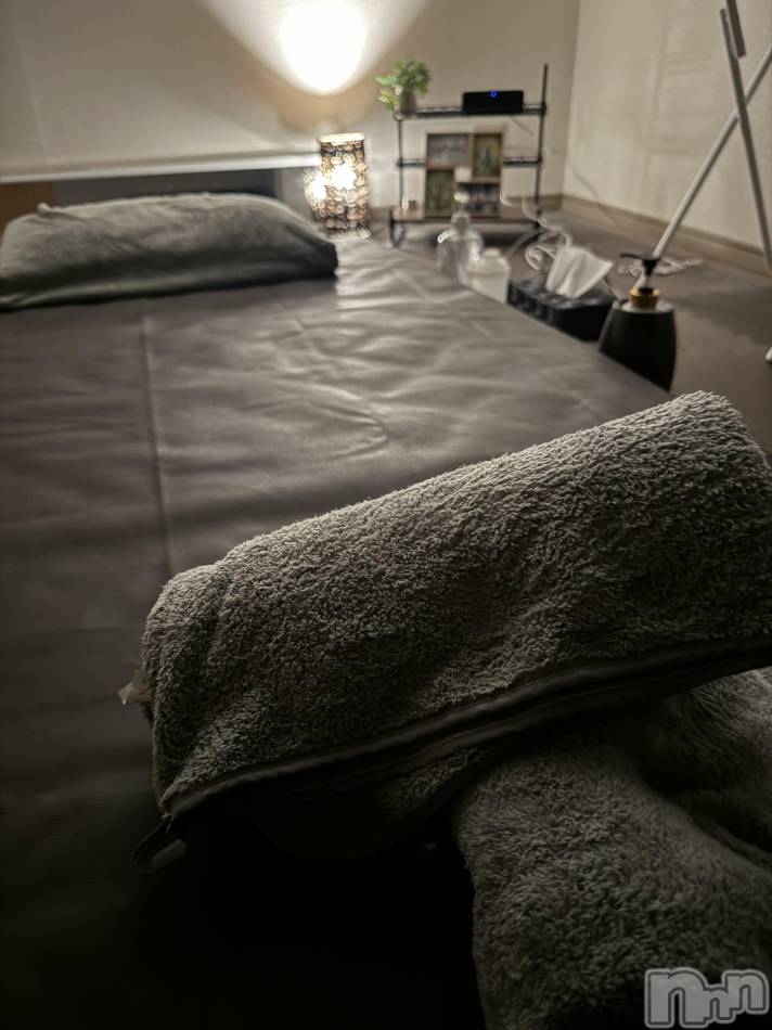 新潟メンズエステ(メンズスパカミノテ)の2024年12月4日お店速報「なんもない日はないですよ？😋12月4日のセラピストたち🩷」