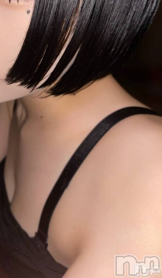 新潟メンズエステ(メンズスパカミノテ)の2024年4月20日お店速報「✨セクシーお姉さん系美女‼︎ゆりあちゃんの紹介です✨」