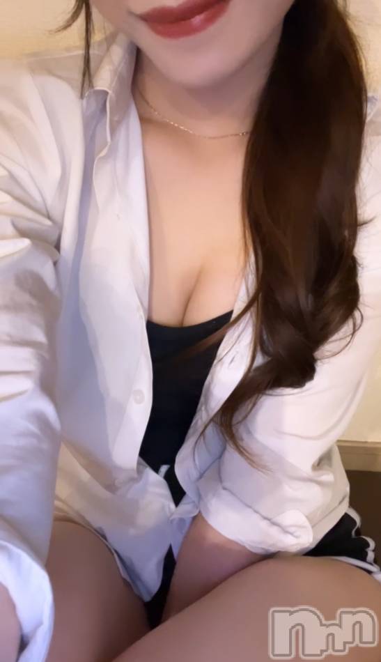 新潟メンズエステ(メンズスパカミノテ)の2024年6月18日お店速報「✨超大人気‼︎れいちゃんの紹介です✨」