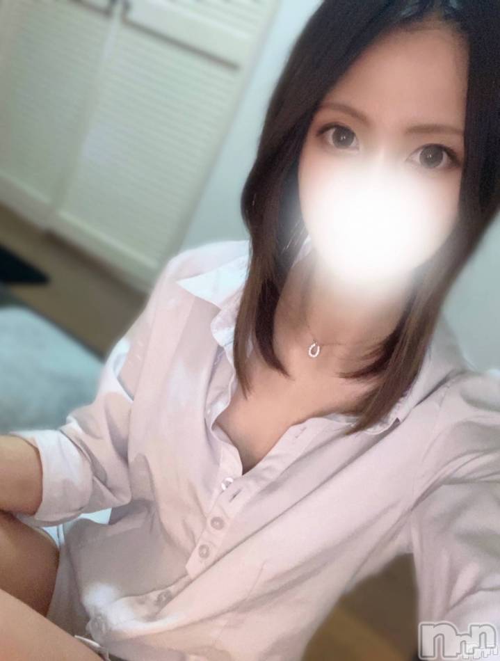 新潟メンズエステ(メンズスパカミノテ)の2024年6月21日お店速報「✨愛くるしいスレンダー系美女‼︎まなちゃんの紹介です✨」