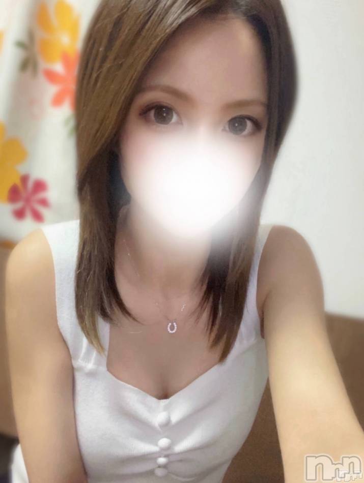 新潟メンズエステ(メンズスパカミノテ)の2024年7月4日お店速報「✨愛くるしスレンダー系美女‼︎まなちゃんの紹介です✨」