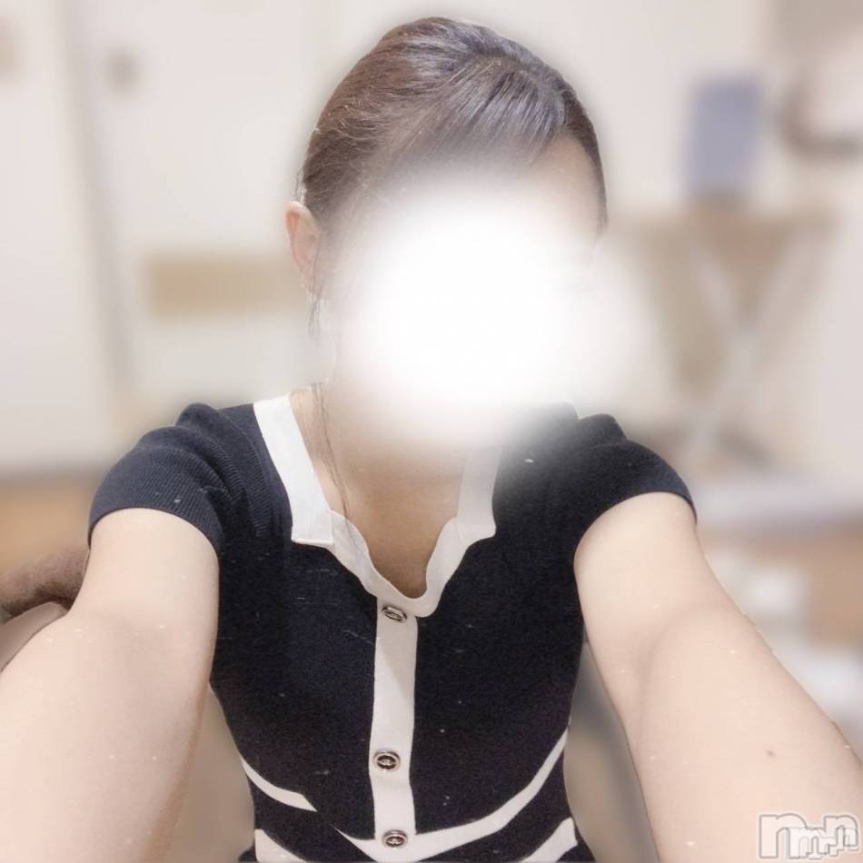 新潟メンズエステ(メンズスパカミノテ)の2025年11月7日お店速報「🌟ファン増加中‼️おすすめの新人霧島 ゆらちゃん🌟」