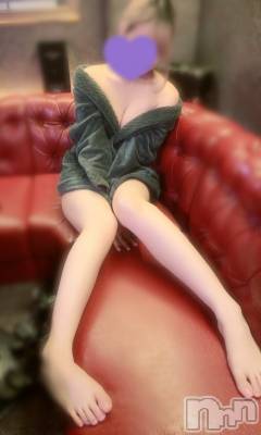 新潟駅前セクキャバ・いちゃきゃばCLUB I’S(クラブアイズ) ゆりの10月17日写メブログ「癒されに来て〜🫶🏻️ ̖́-」