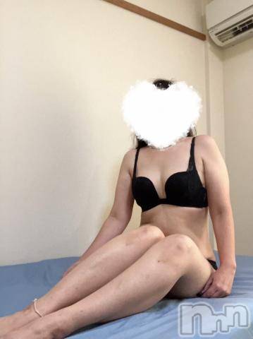 松本発人妻デリヘル松本人妻隊(マツモトヒトヅマタイ) なおこ(43)の11月17日写メブログ「おはようございます😊」