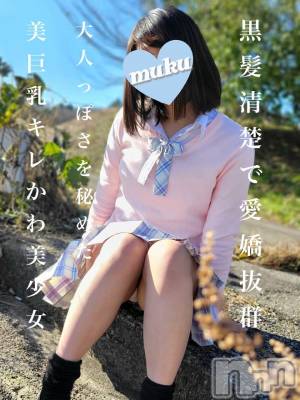 かや(19) 身長157cm、スリーサイズB90(F).W57.H87。長岡デリヘル 純・無垢(ジュンムク)在籍。