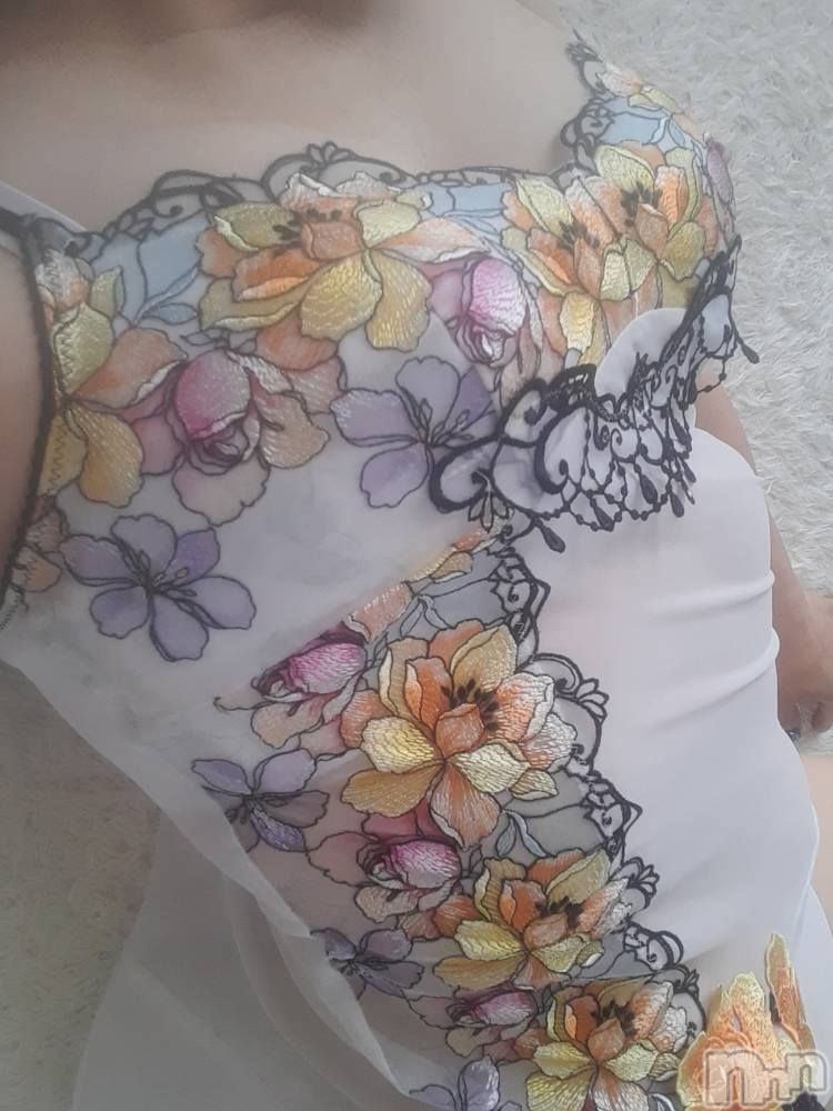 上田発デリヘル人妻華道 上田店(ヒトヅマハナミチウエダテン) 【熟女】けいこ(57)の11月10日写メブログ「おはよう👋」