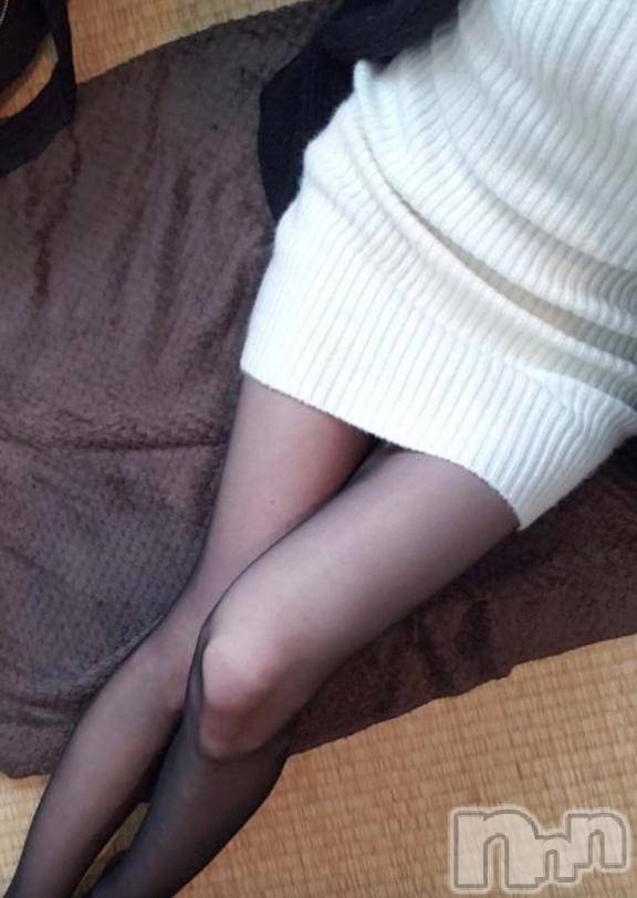 新潟デリヘルSecret Love(シークレットラブ) ひとみ☆ご奉仕美熟女(45)の2月5日写メブログ「今晩21時から出勤します❣️」