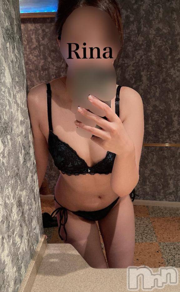 新潟デリヘルOffice Amour(オフィスアムール) りな/ヘルス課(30)の11月4日写メブログ「18:00～出勤します🫶🏻」