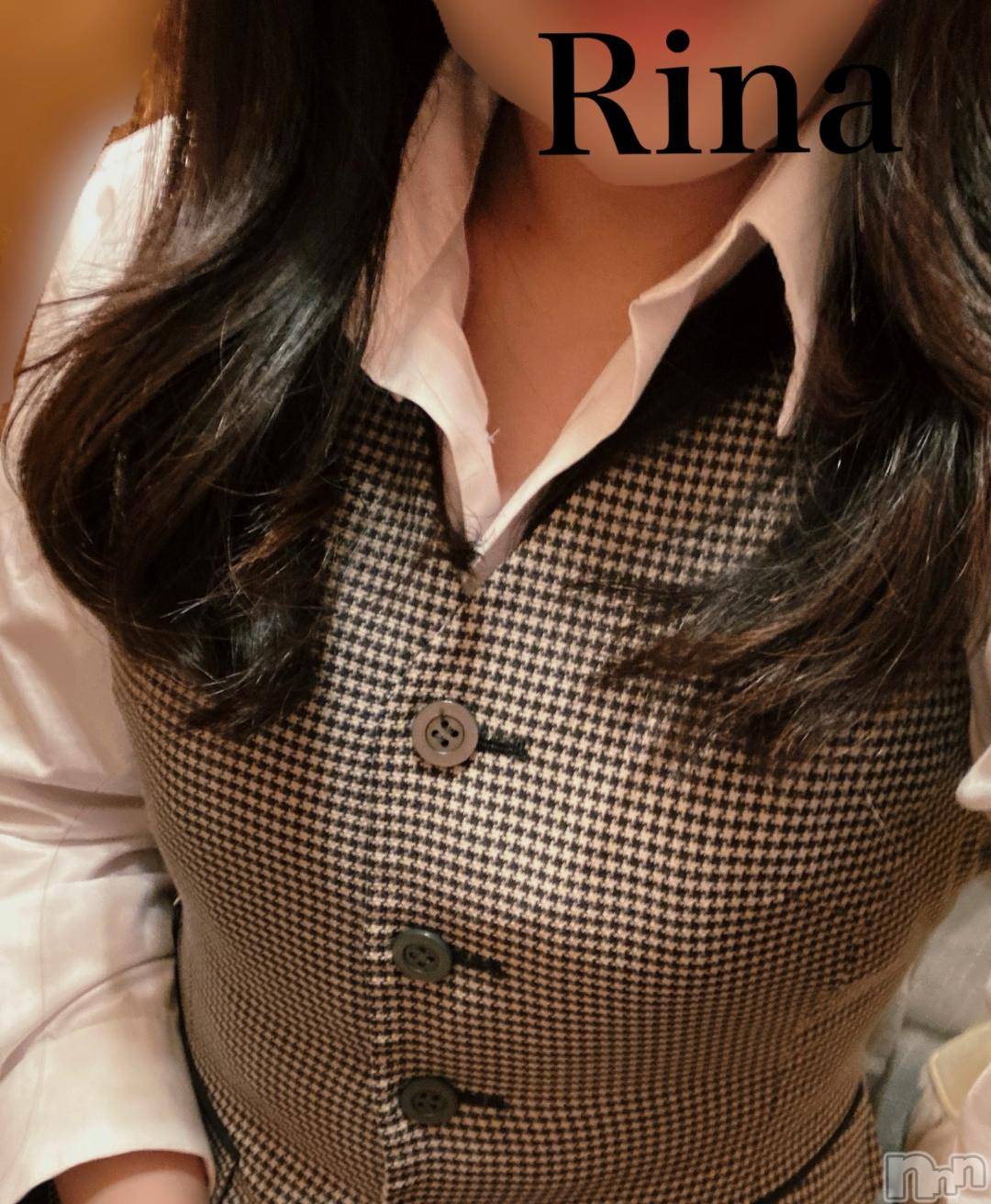 新潟デリヘルOffice Amour(オフィスアムール)りな/ヘルス課(30)の2024年11月16日写メブログ「出勤してます💗」