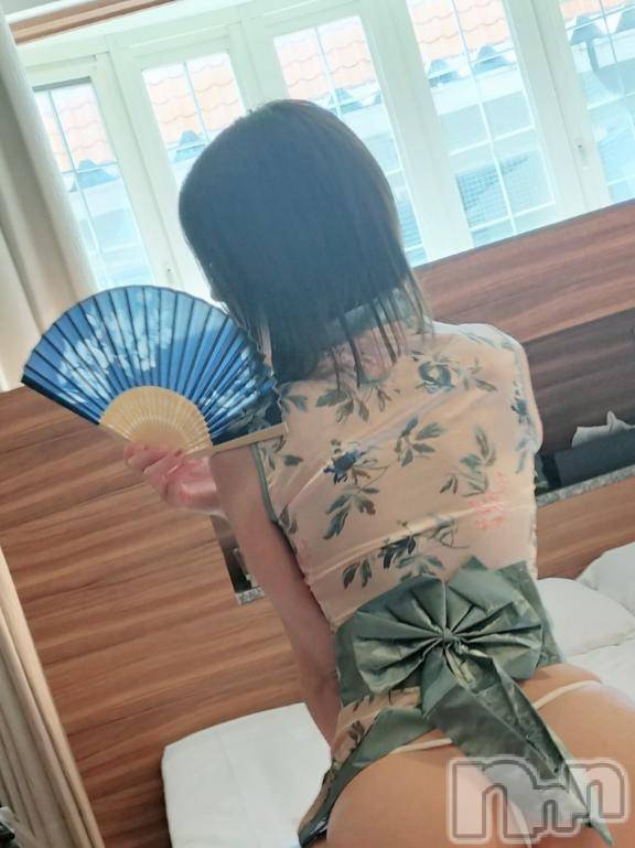 新潟人妻デリヘル熟女の風俗 最終章(ジュクジョノフウゾクサイシュウショウ)みさ(36)の2025年5月9日写メブログ「1000人…♡」