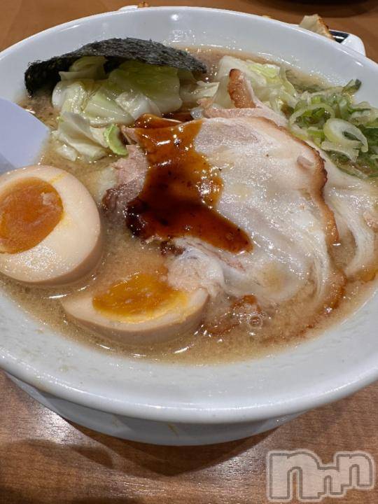 松本発ぽっちゃりちゃんこ長野　塩尻北IC店(チャンコナガノ　シオジリキタインターチェンジテン) りょう(38)の10月4日写メブログ「お腹すいたよね🥱」