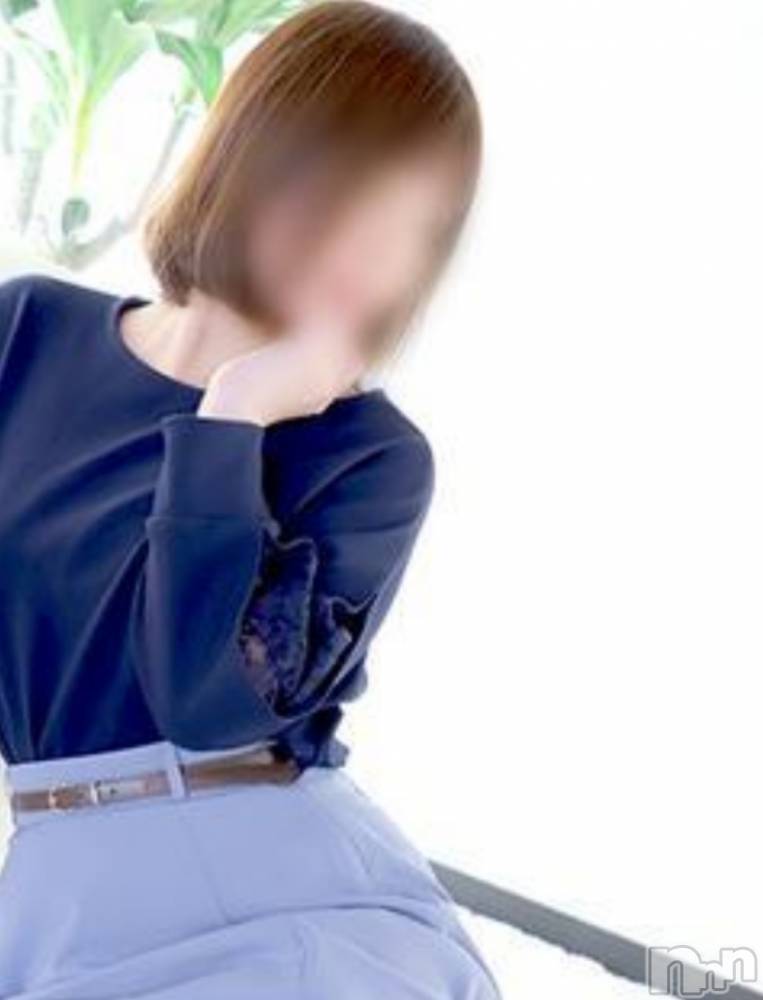 新潟人妻デリヘル人妻楼　新潟店(ヒトヅマロウ　ニイガタテン) 三船(34)の4月15日写メブログ「休みの理由」