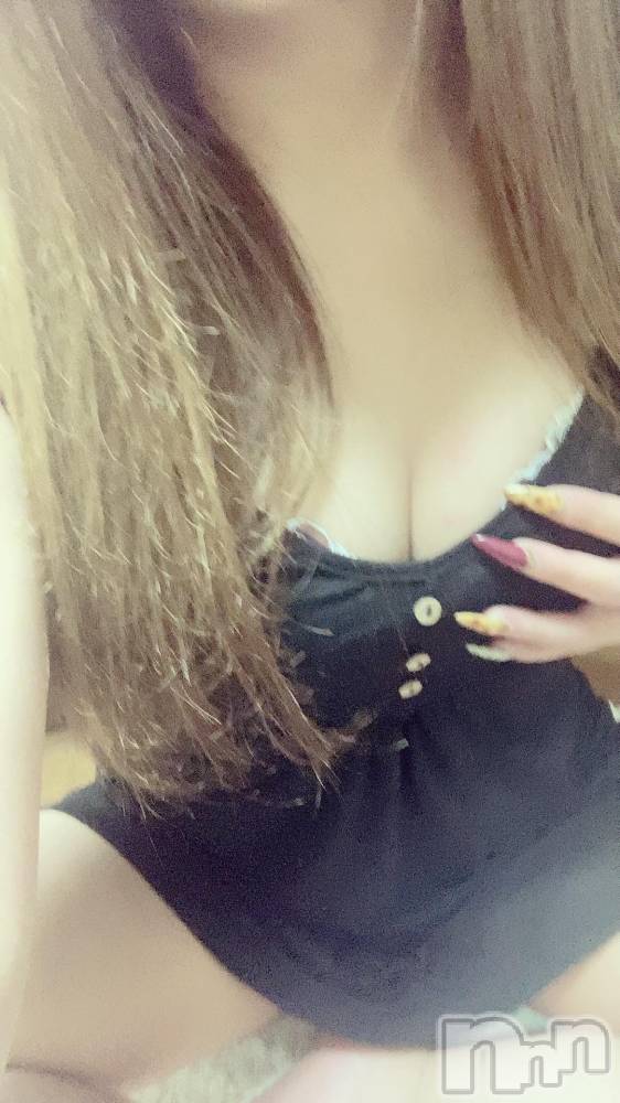 新潟デリヘル奥様特急 新潟店(オクサマトッキュウニイガタテン) きわみ(28)の11月4日写メブログ「15時から( * ॑꒳ ॑*)🩷」