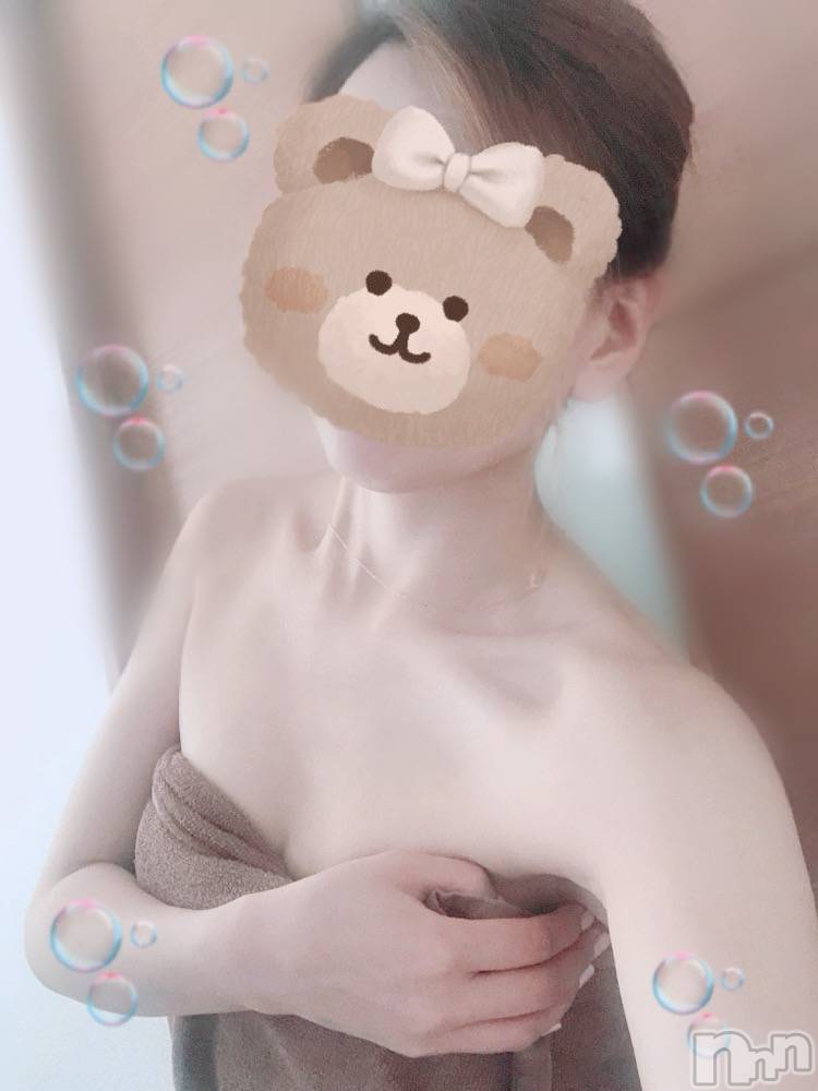 長岡人妻デリヘル長岡人妻市(ナガオカヒトヅマイチ) みお★美人秘書系奥様(34)の1月30日写メブログ「明日出勤します🫧」
