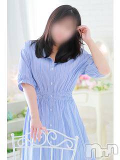 つむぎ(28) 身長153cm、スリーサイズB94(G以上).W59.H89。長岡デリヘル 人妻楼　長岡店在籍。