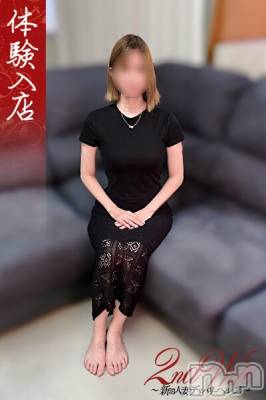 体験。さな奥様(32) 身長149cm、スリーサイズB83(B).W56.H82。新潟デリヘル 新潟人妻　2nd Wife(セカンドワイフ)在籍。