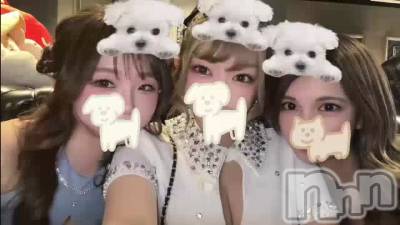 ­������