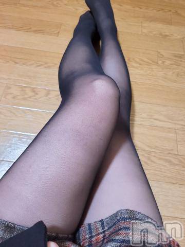 長岡デリヘルROOKIE(ルーキー) らんま(21)の12月23日写メブログ「タイツは破く派？そのまま派？」