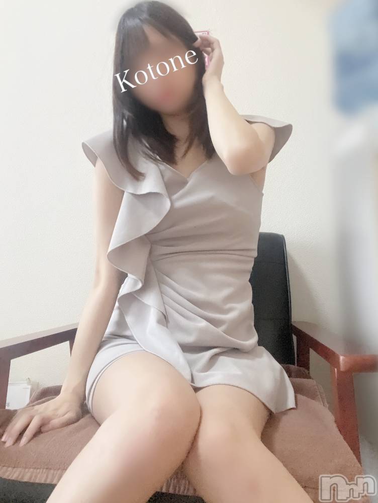 新潟メンズエステあろまえすて＠新潟(アロマエステアットニイガタ) 琴音＊ことね(22)の11月5日写メブログ「昼の駐車場で乱交パーティー開催」