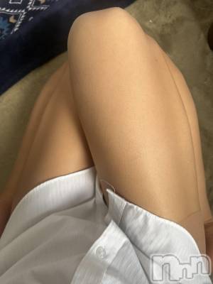 新潟デリヘル Cherish Amulet(チェリッシュ アミュレット) ゆいな★ ≪M性感最強痴女≫(30)の3月21日写メブログ「生脚」