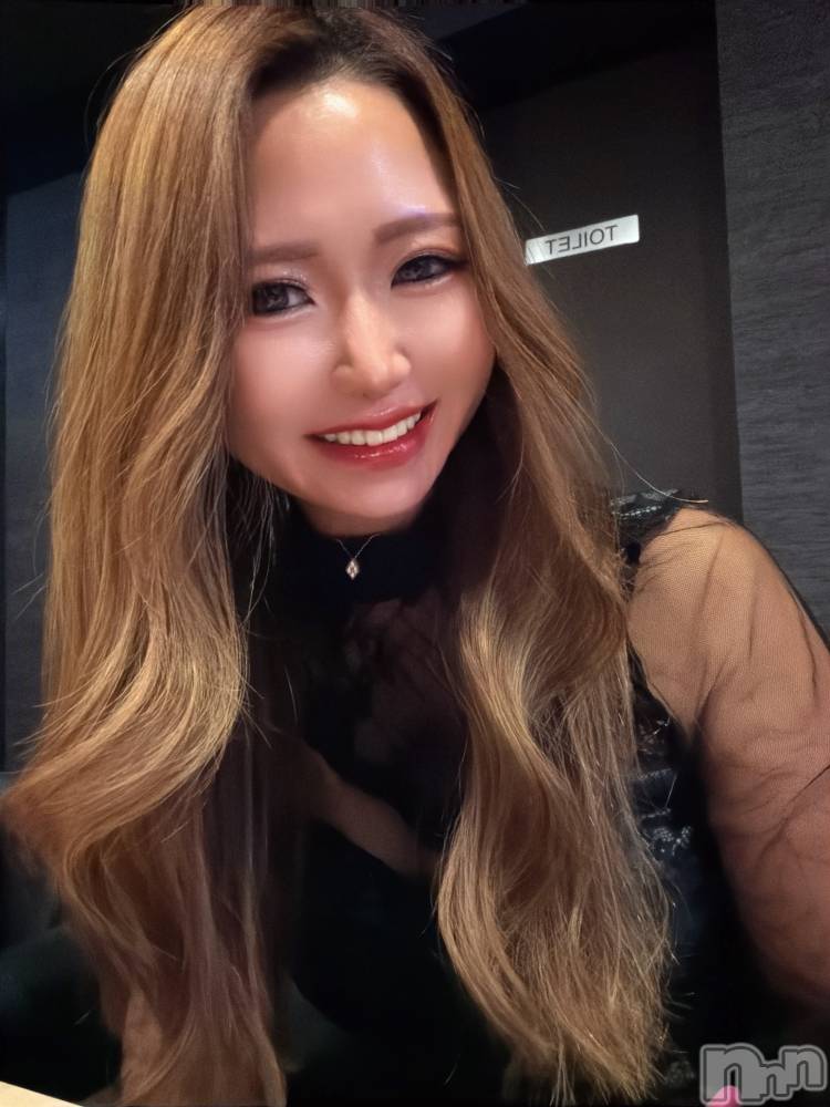 ��Į����Х��顦�����Club ILY(����֥����꡼) ���ޤ�2��5���̥�֥����ֺ����˰���³���ġ�