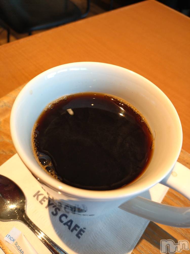 長岡デリヘル長岡人妻市(ナガオカヒトヅマイチ) ひかり★リアル不倫体感度250%(38)の2月10日写メブログ「連休☆」