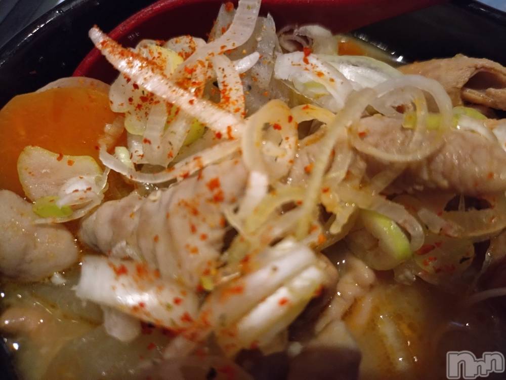 長岡人妻デリヘル長岡人妻市(ナガオカヒトヅマイチ) ひかり★リアル不倫体感度250%(38)の12月17日写メブログ「木曜日。出勤します＊*」