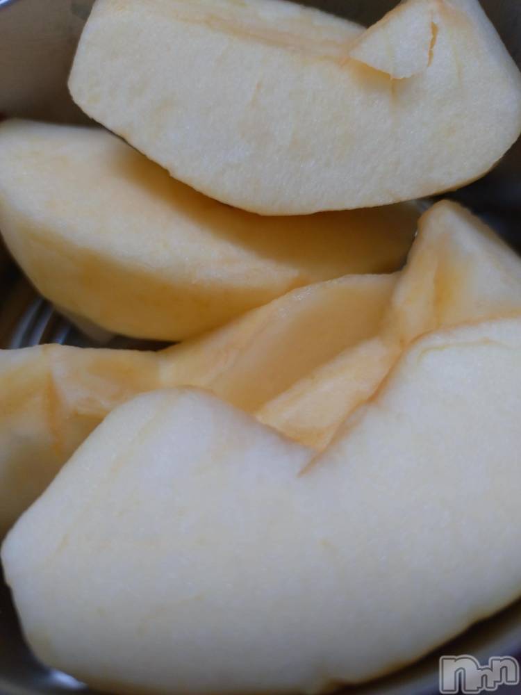 長岡デリヘル長岡人妻市(ナガオカヒトヅマイチ) ひかり★リアル不倫体感度250%(38)の11月8日写メブログ「出勤します＊*」