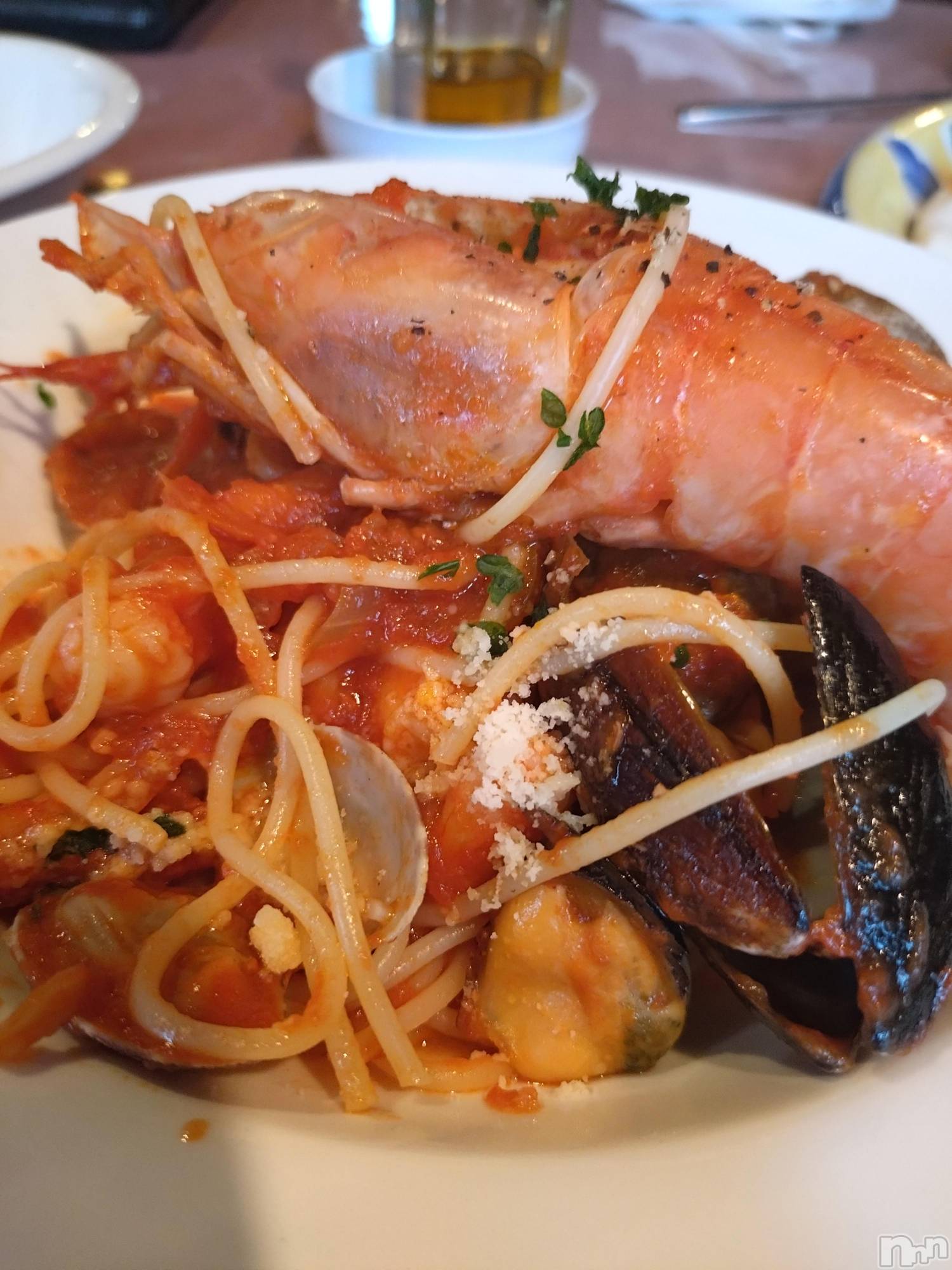 長岡デリヘル長岡人妻市(ナガオカヒトヅマイチ)ひかり★リアル不倫体感度250%(38)の2024年10月13日写メブログ「３連休＊。」