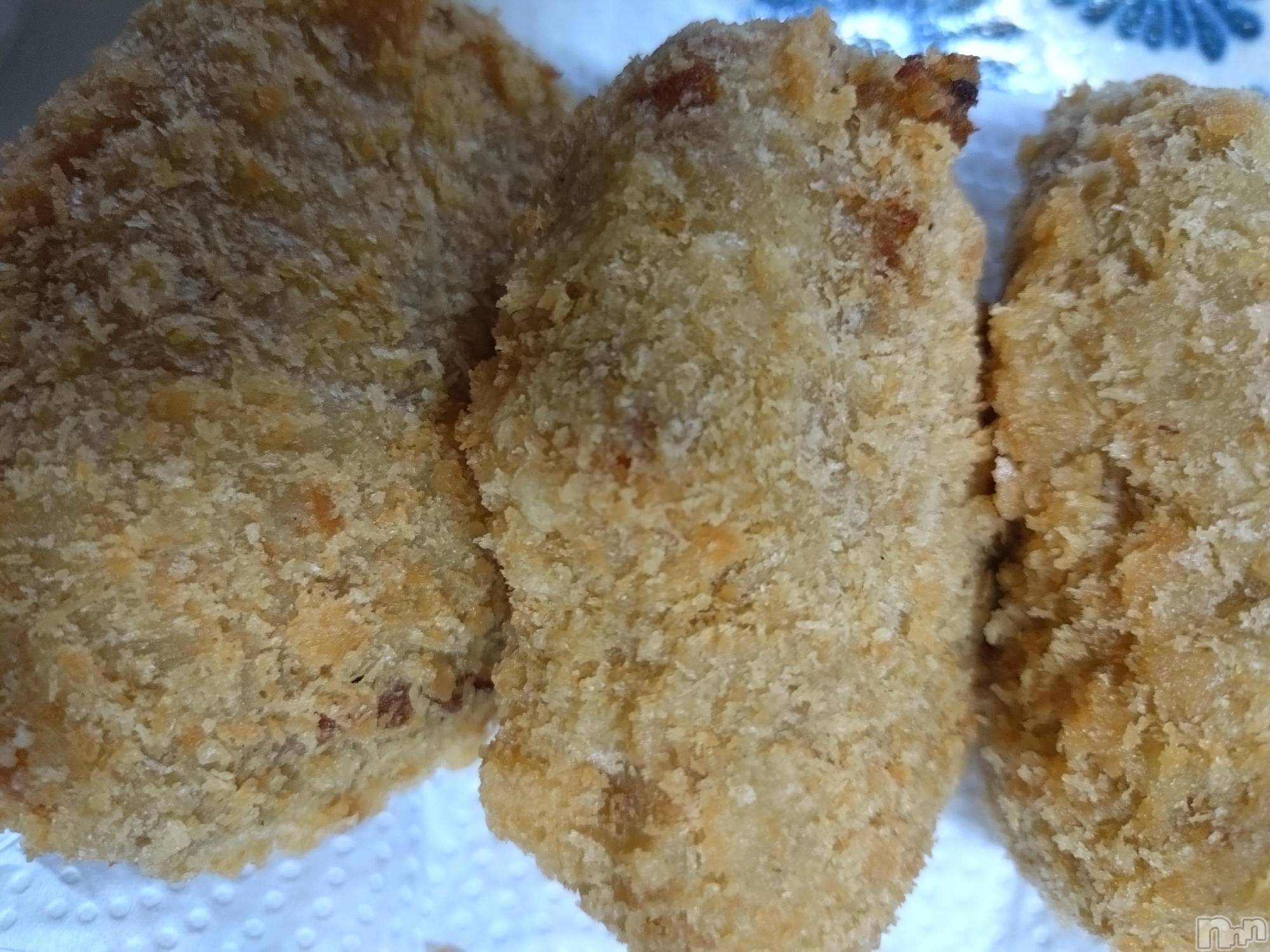 長岡人妻デリヘル長岡人妻市(ナガオカヒトヅマイチ)ひかり★リアル不倫体感度250%(38)の2024年11月24日写メブログ「少しずつ＊*」