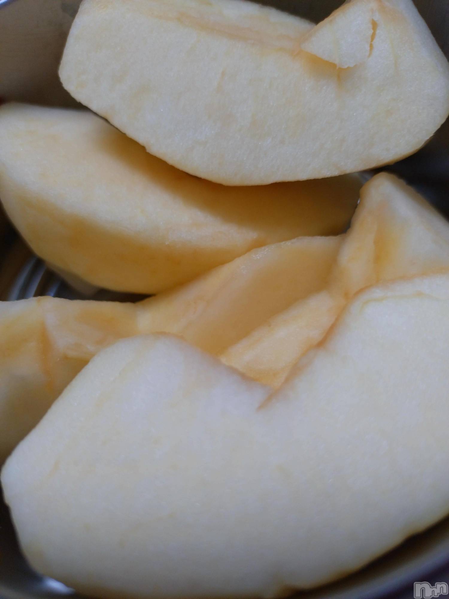 長岡デリヘル長岡人妻市(ナガオカヒトヅマイチ)ひかり★リアル不倫体感度250%(38)の2025年11月8日写メブログ「出勤します＊*」