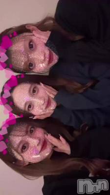 δ֤👧🏻💗