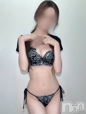 みく(21) 身長160cm、スリーサイズB88(G以上).W54.H85。新潟風俗エステ Melt(メルト)在籍。