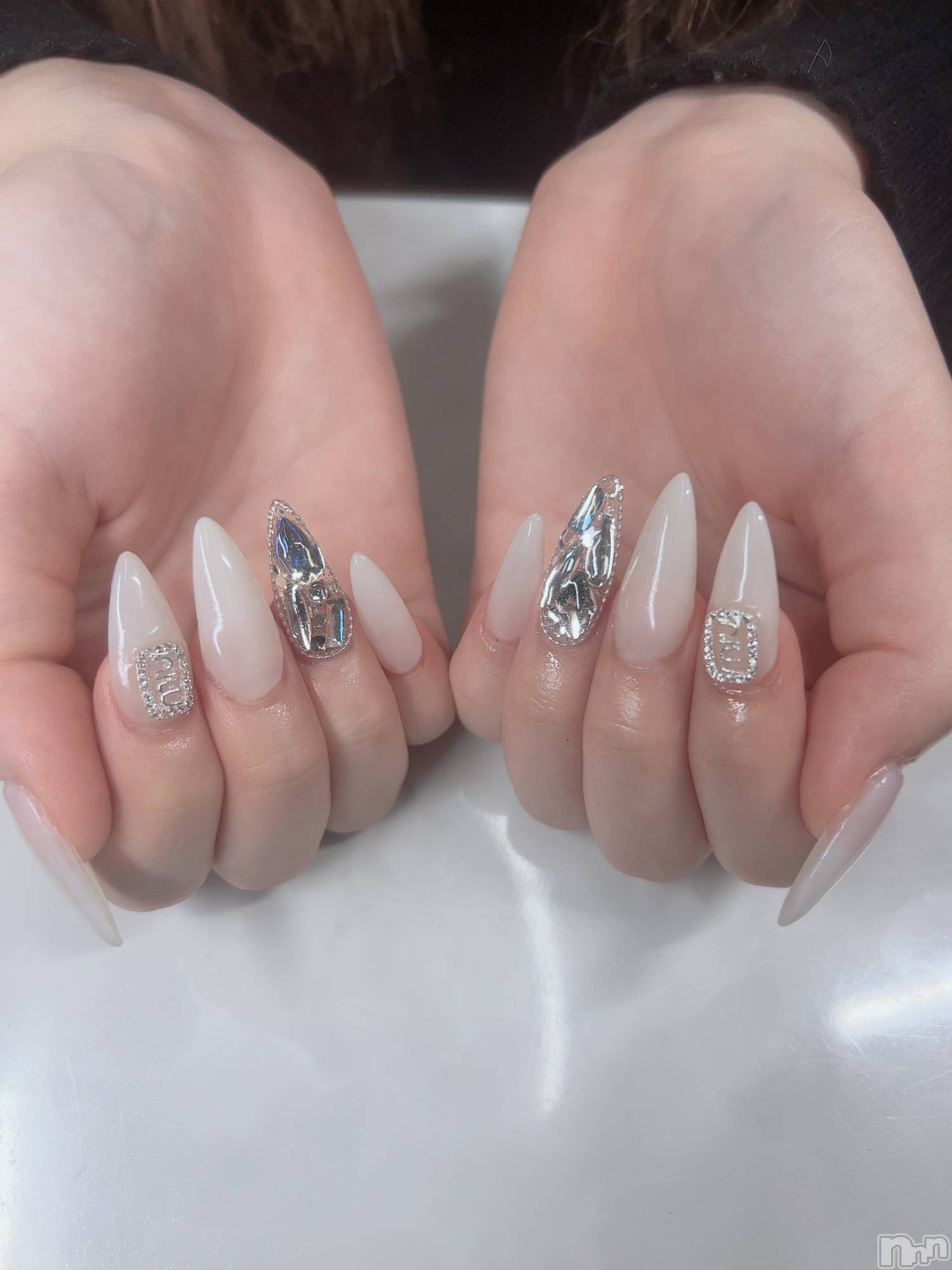 ƲХ顦clubTiara(ƥ) 2025ǯ214ֽ̥֥жС