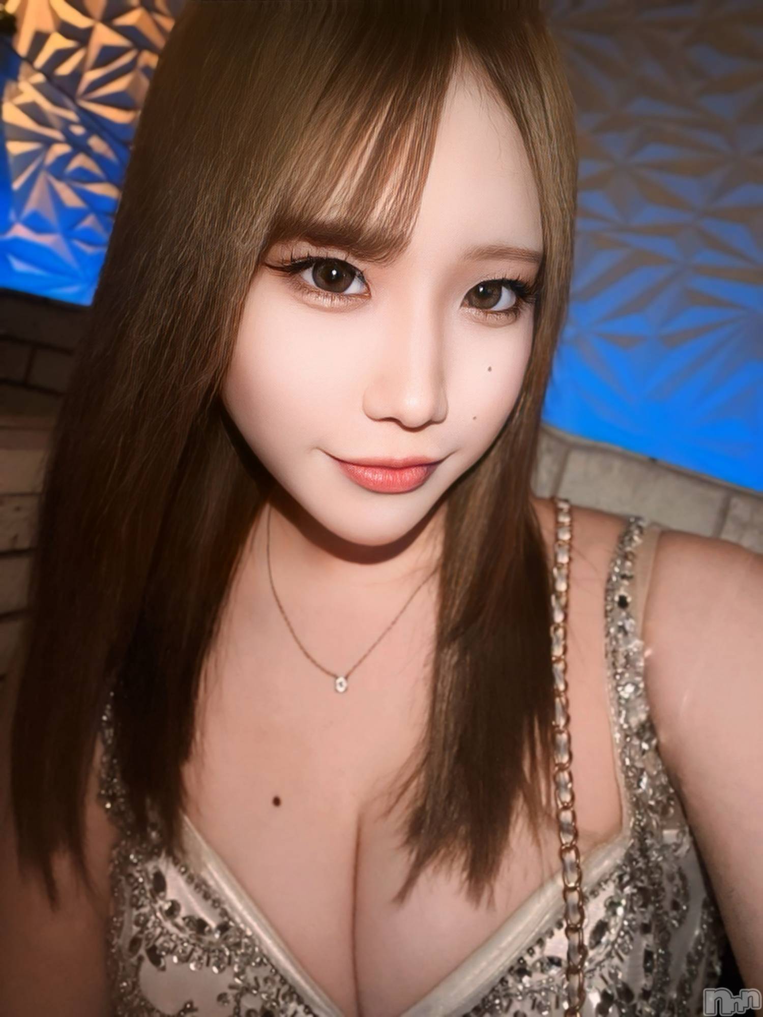 ƲХ顦clubTiara(ƥ) 2025ǯ49ֽ̥֥жС