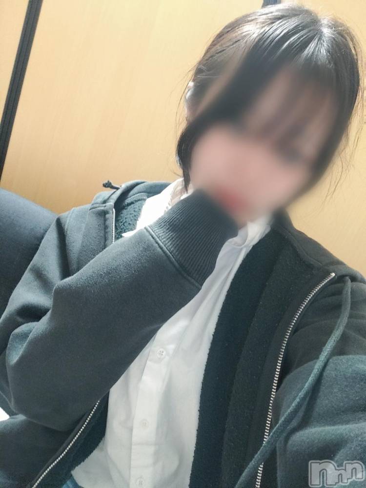 新潟手コキ新潟風俗Noel-ノエル-(ノエル) うた(19)の12月4日写メブログ「19時～‎🤍」