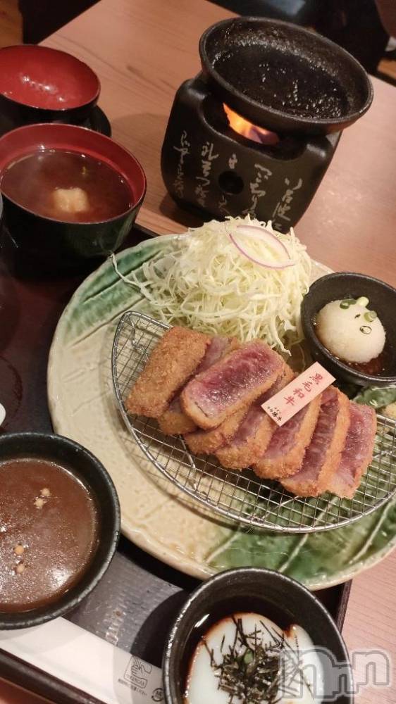 三条デリヘル新潟デリヘル倶楽部　三条店(ニイガタデリヘルクラブ　サンジョウテン) まき(19)の4月13日写メブログ「飯テロのお時間」