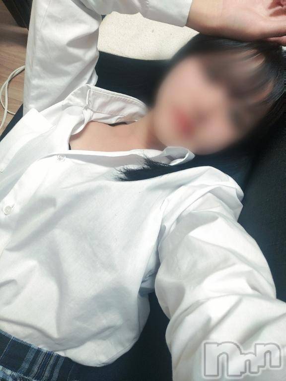 三条デリヘル新潟デリヘル倶楽部　三条店(ニイガタデリヘルクラブ　サンジョウテン) まき(19)の5月14日写メブログ「います‎🤍」