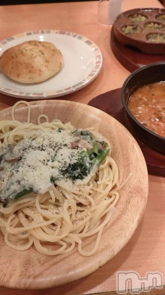 三条デリヘル新潟デリヘル倶楽部　三条店(ニイガタデリヘルクラブ　サンジョウテン) まき(19)の10月9日写メブログ「満足度高め」